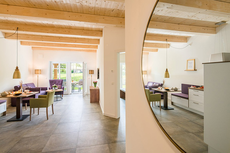 Wohn-Ess-Bereich in Wohnung 2