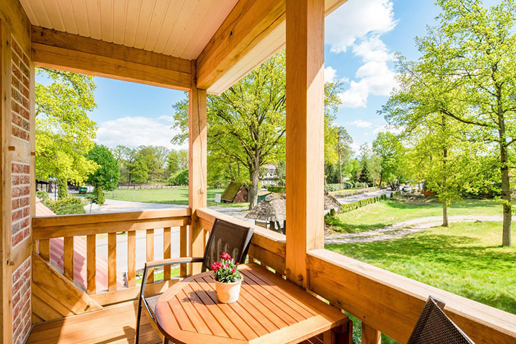 Balkon von Wohnung 4